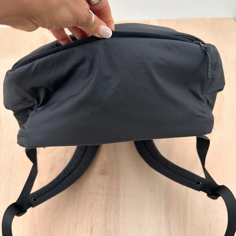 Lululemon Pack It Up Backpack 21L Black Travel Gym Bag Everyday